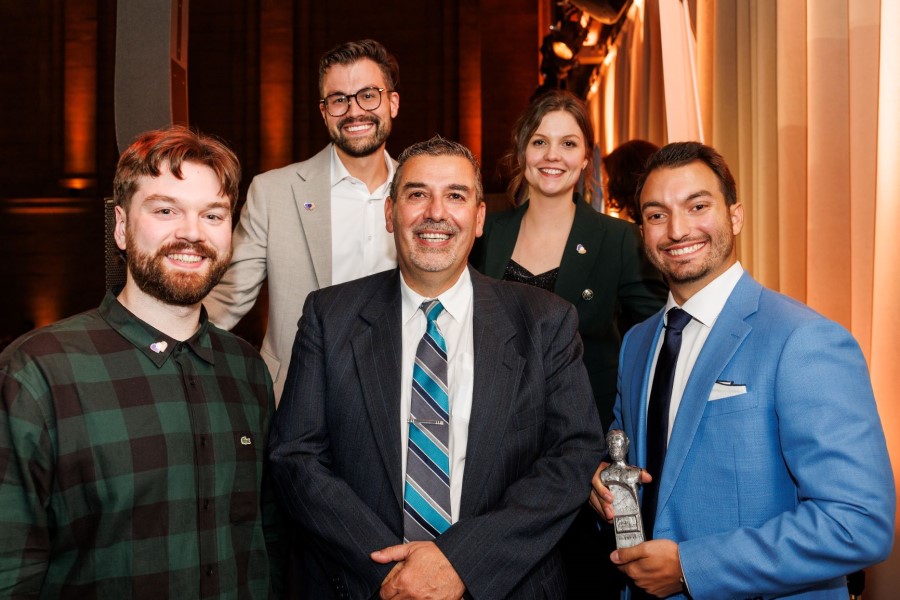 Back row (left to right):  Samuel Gareau-Lajoie, MD (CoeurWay), Marie Lavoie (CoeurWay). Front row: Antoine Lavoie (CoeurWay), Daniel Paré (Deputy Minister of Health in Quebec, MSSS) and Dr. Joseph Petruccelli (CoeurWay and RI-MUHC)