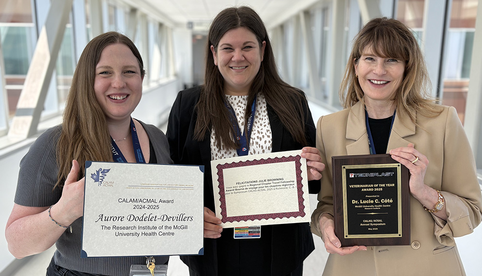 De gauche à droite : Aurore Dodelet-Devillers, Julie Browning et Lucie Côté.