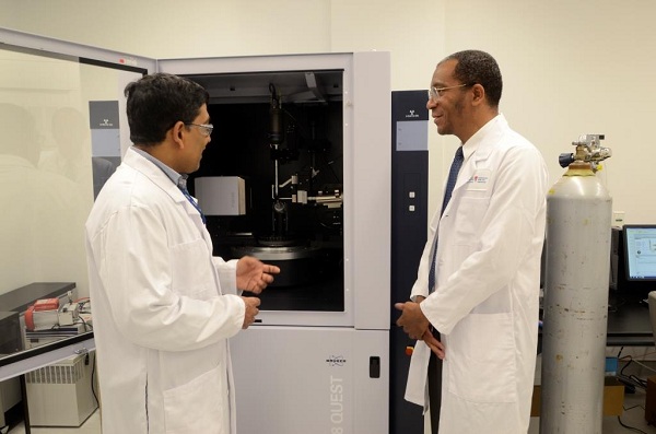 Plateforme de découverte de médicaments : Drs Sanjoy Kumar Das et Bertrand Jean-Claude