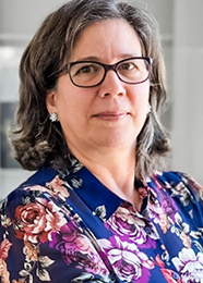 Dr. Claudia Martins, Associate Director