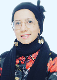Motahareh Vameghestahbanati, doctoral trainee in the Translational Research in Respiratory Diseases Program at the Research Institute of the MUHC, conducts research at Centre for Outcomes Research and Evaluation