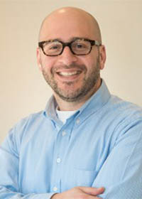 Thomas Maniatis, M.D., M.Sc., est membre du Programme de recherche en santé cardiovasculaire au long de la vie à l’IR-CUSM